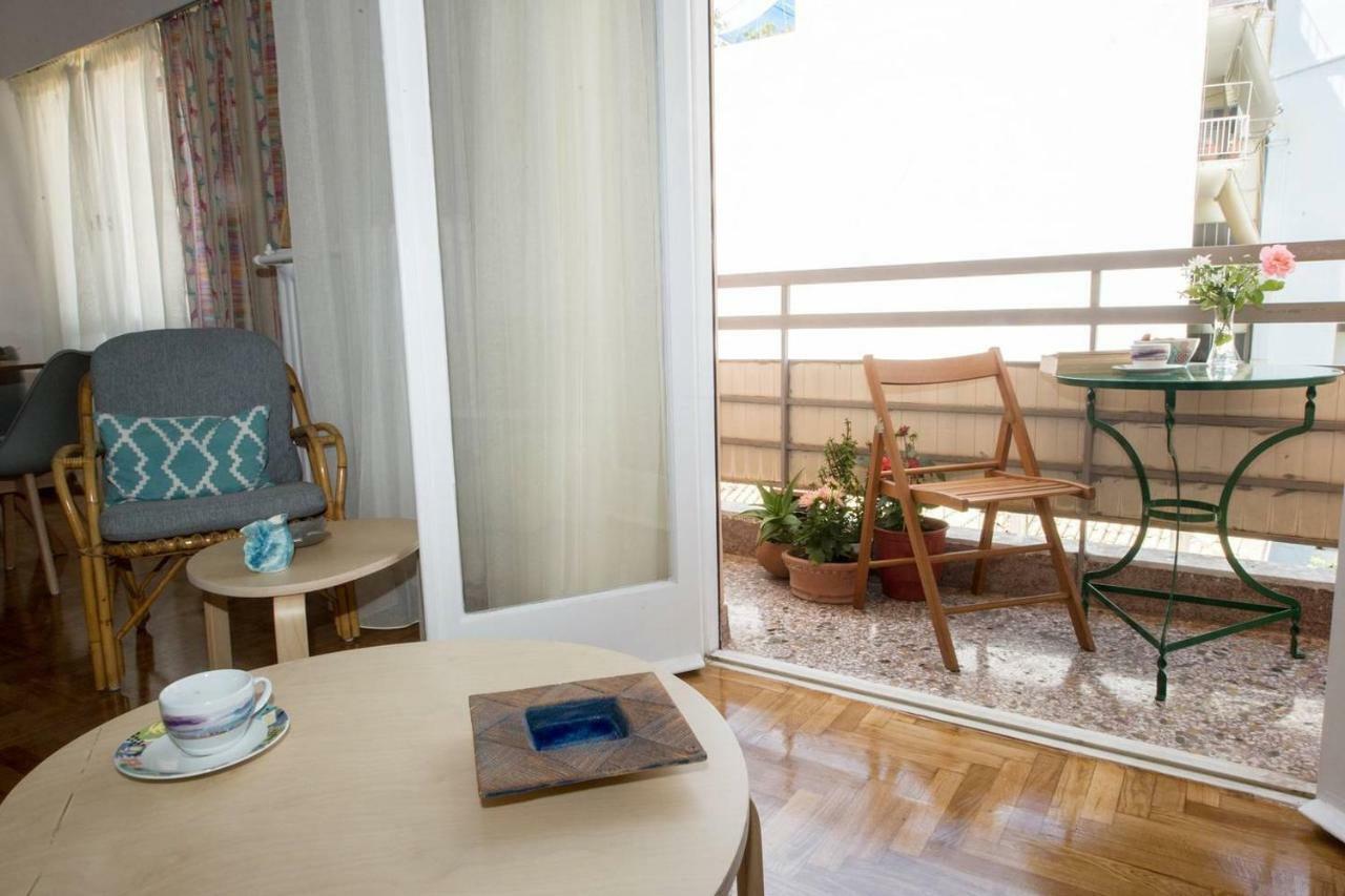 The Ideal Locale - A Sleek And Illuminated Space Καλαμάτα Εξωτερικό φωτογραφία